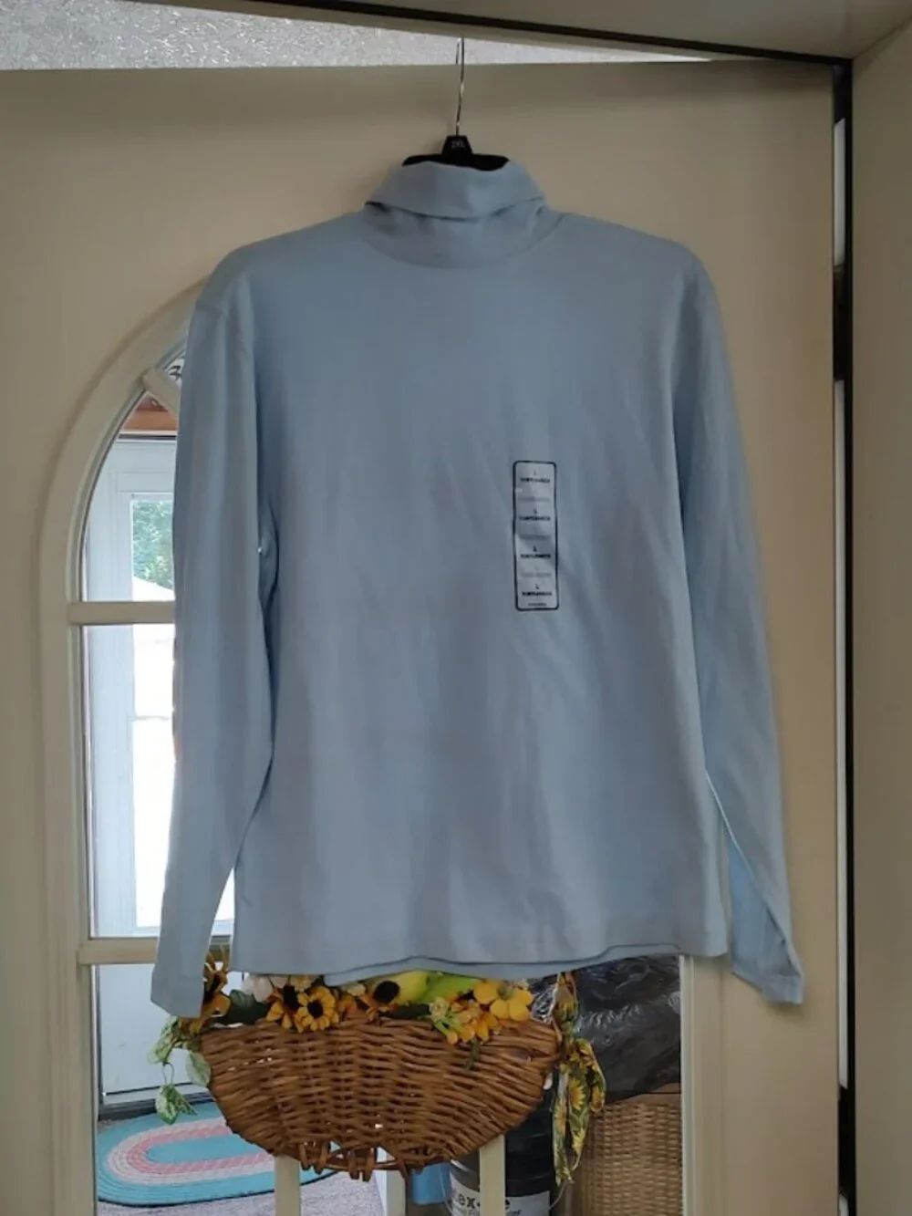 New Basic Editions Light Blue Turtleneck Size Women's L